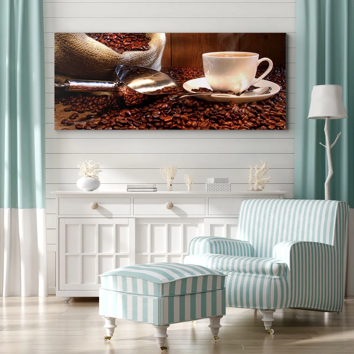 Bild auf Leinwand - Leinwandbild - Eine Tasse Kaffee mit Kaffeebohnen und einem Getreidesack im Hintergrund - 160x50cm - Fühlst du diesen Geruch? - Moderne Wanddekoration für Wohnzimmer und Schlafzimmer ARTTOR