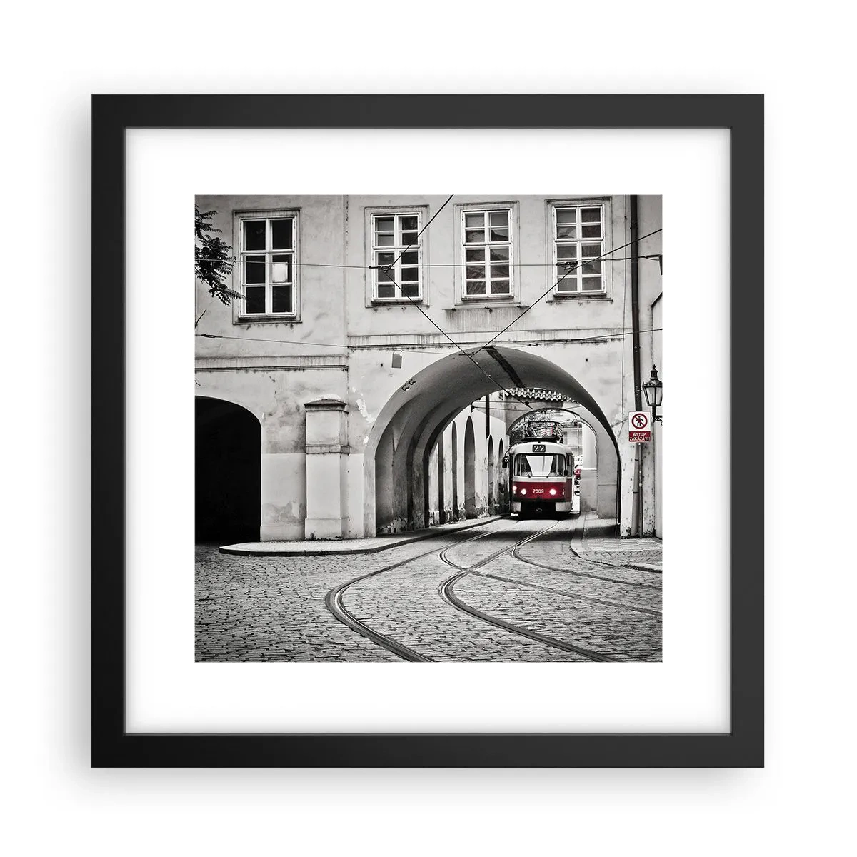 Poster in einem schwarzem Rahmen - Durch das Stadtlabyrinth - 30x30 cm