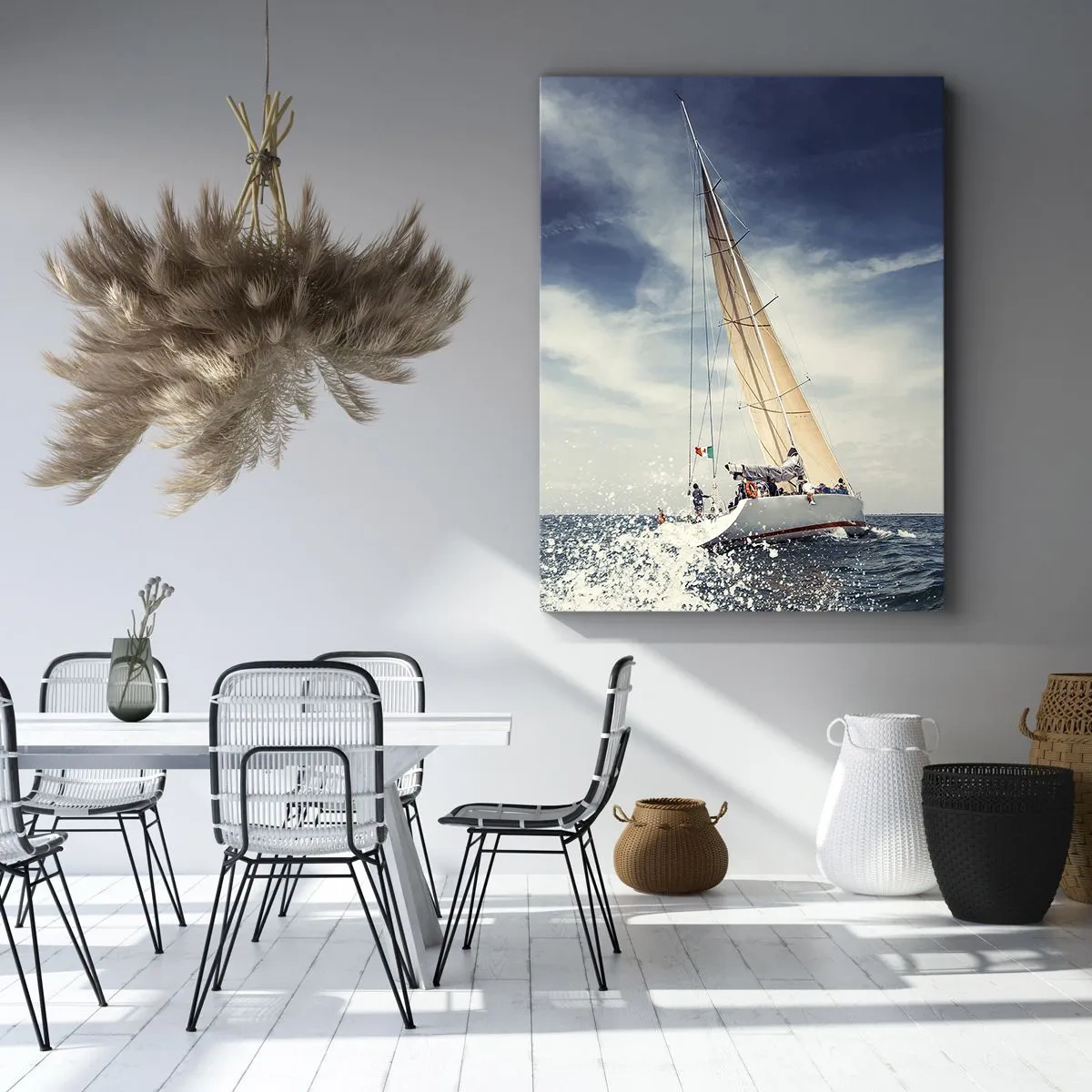 Bild auf Leinwand - Leinwandbild - Ein Segelboot auf stürmischer See unter blauem Himmel - 50x70cm - Sie werden uns nicht einholen! - Moderne Wanddekoration für Wohnzimmer und Schlafzimmer ARTTOR