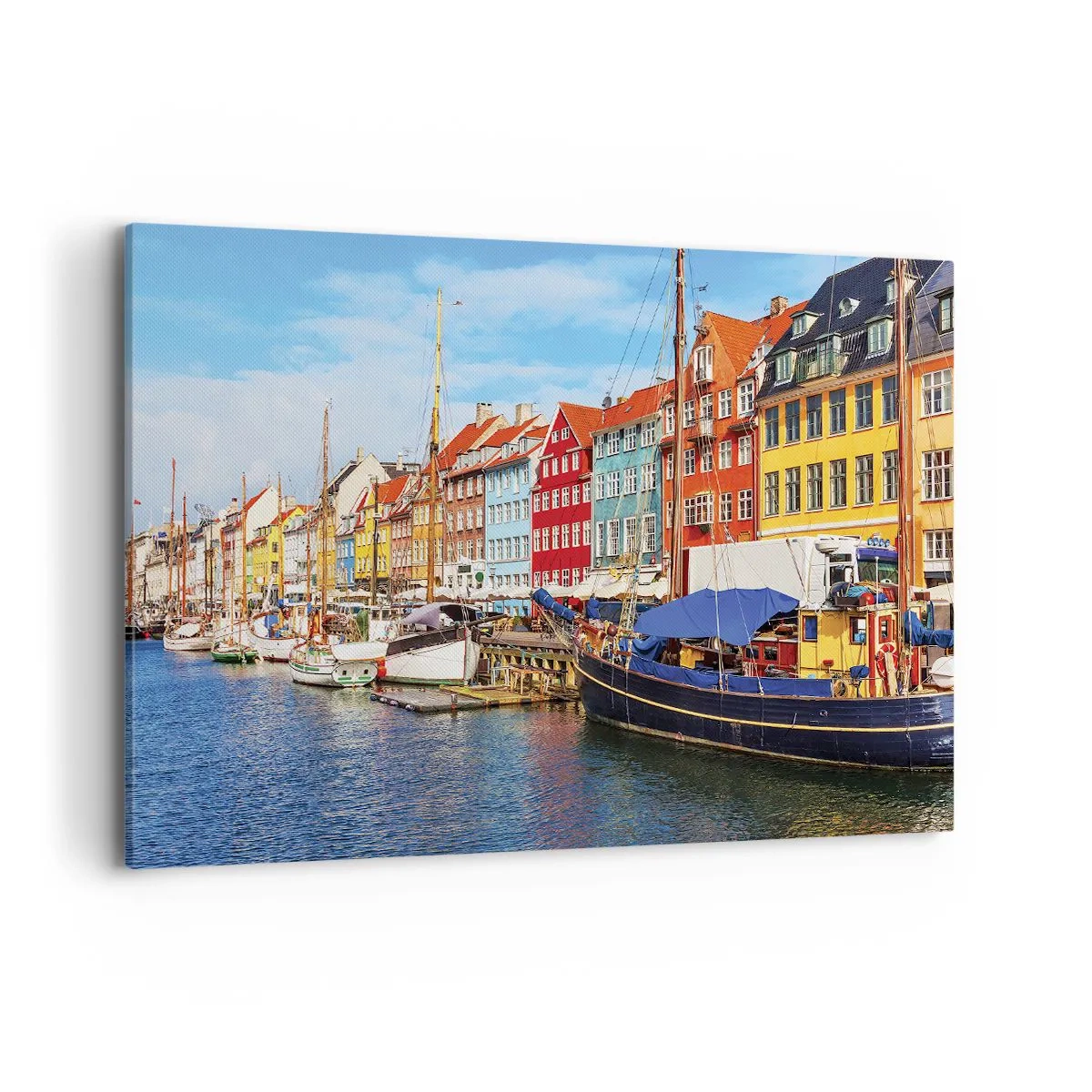 Bild auf Leinwand - Leinwandbild - Bunte Häuser am Kanal mit Booten in der Sonne - 100x70cm - Fröhlicher Kai - Moderne Wanddekoration für Wohnzimmer und Schlafzimmer ARTTOR