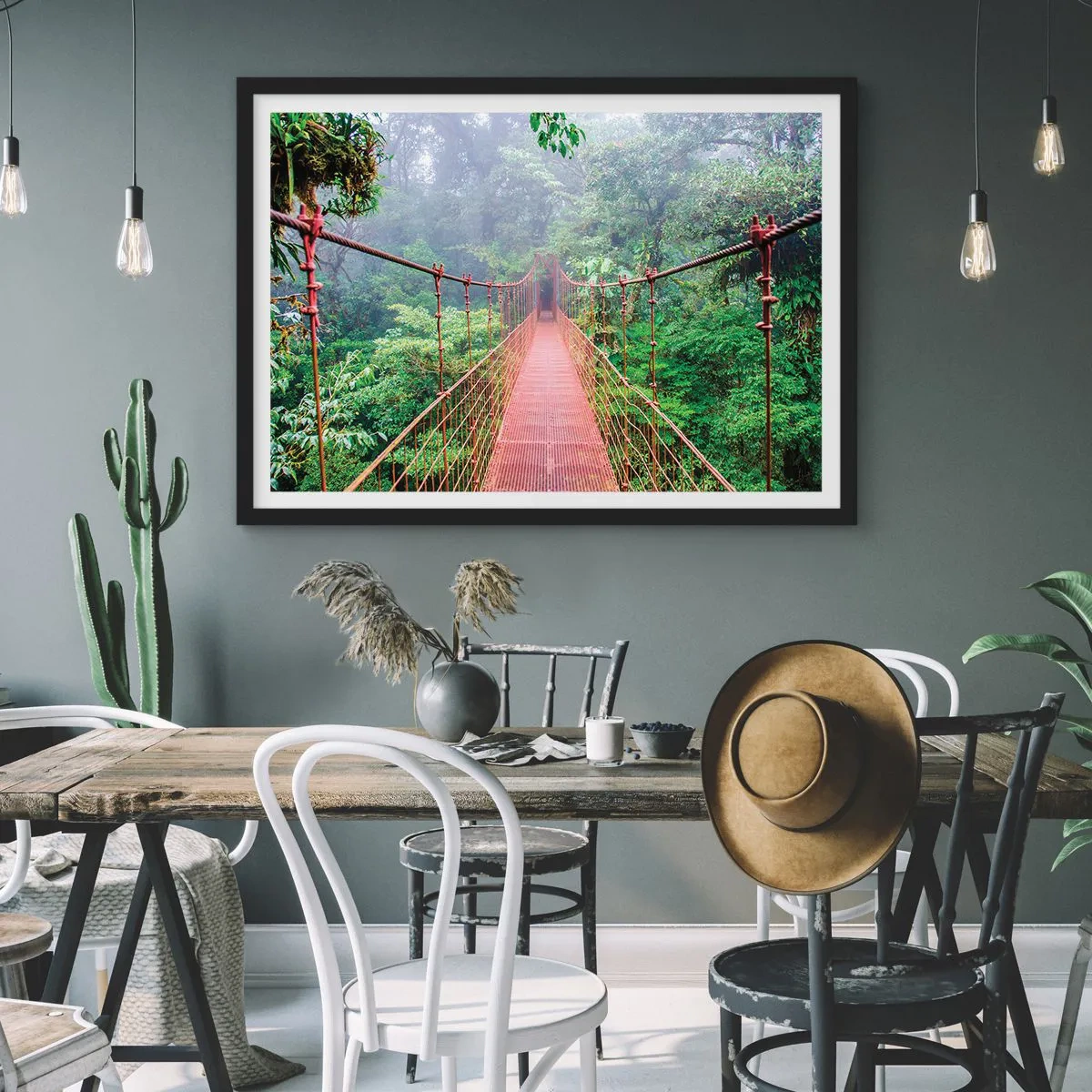 Poster in einem schwarzem Rahmen - Über den Kronen aufgehängt - 50x40 cm