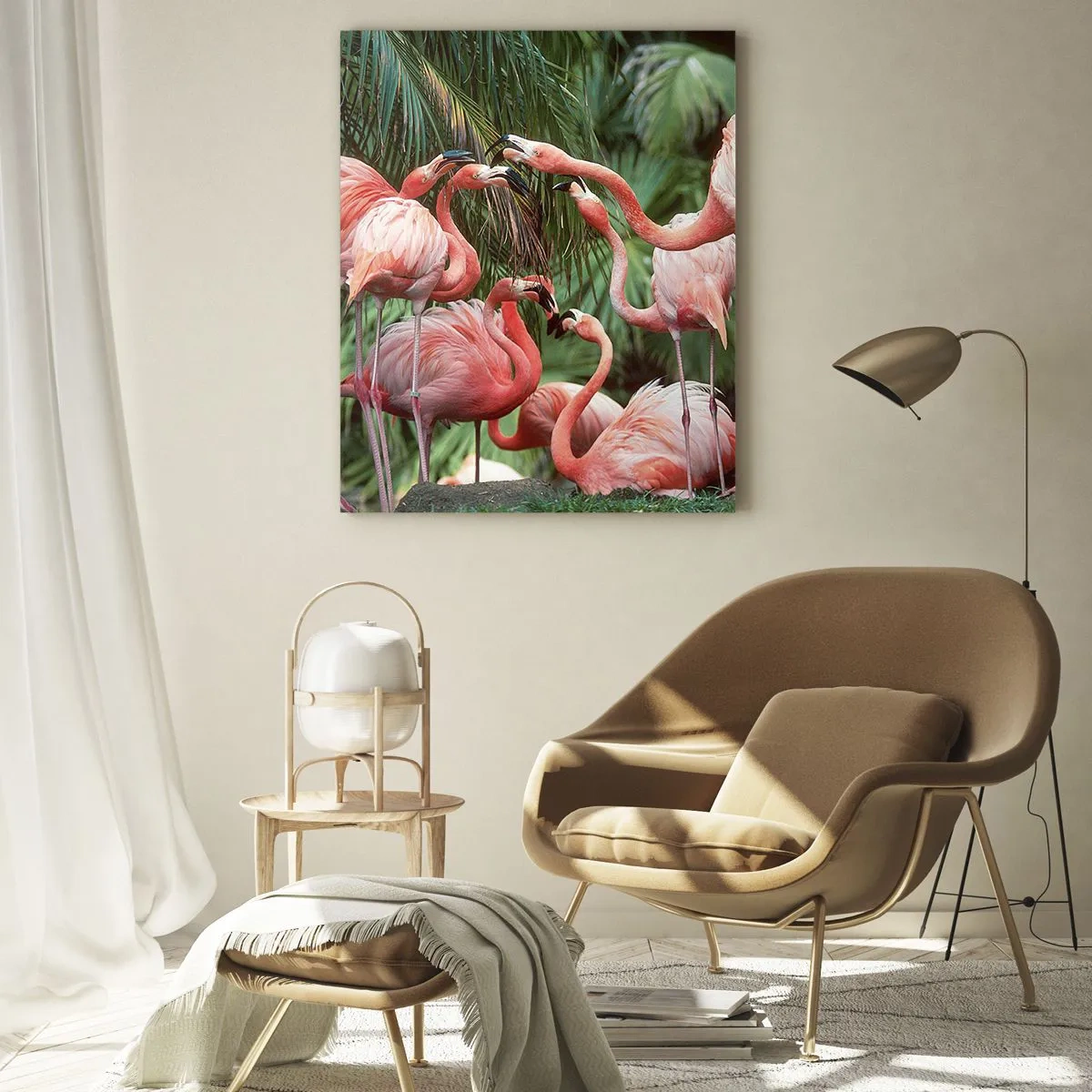 Glasbild - Bild auf glas - Eine Gruppe von Flamingos in einer tropischen Umgebung, umgeben von Palmen - 80x120cm - Nachmittagsklatsch - Moderne Wanddekoration für Wohnzimmer und Schlafzimmer ARTTOR