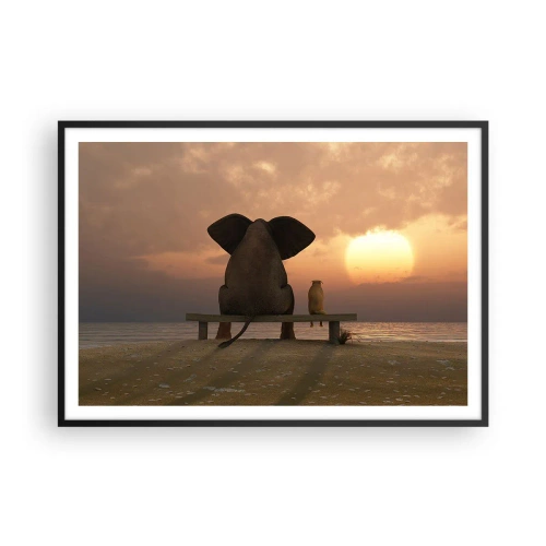 Poster in einem schwarzem Rahmen - Ein Elefant und ein Hund sitzen während des Sonnenuntergangs auf einer Bank am Strand. - 100x70cm - Es tut gut zusammen zu schweigen - Moderne Wanddekoration für Wohnzimmer und Schlafzimmer ARTTOR