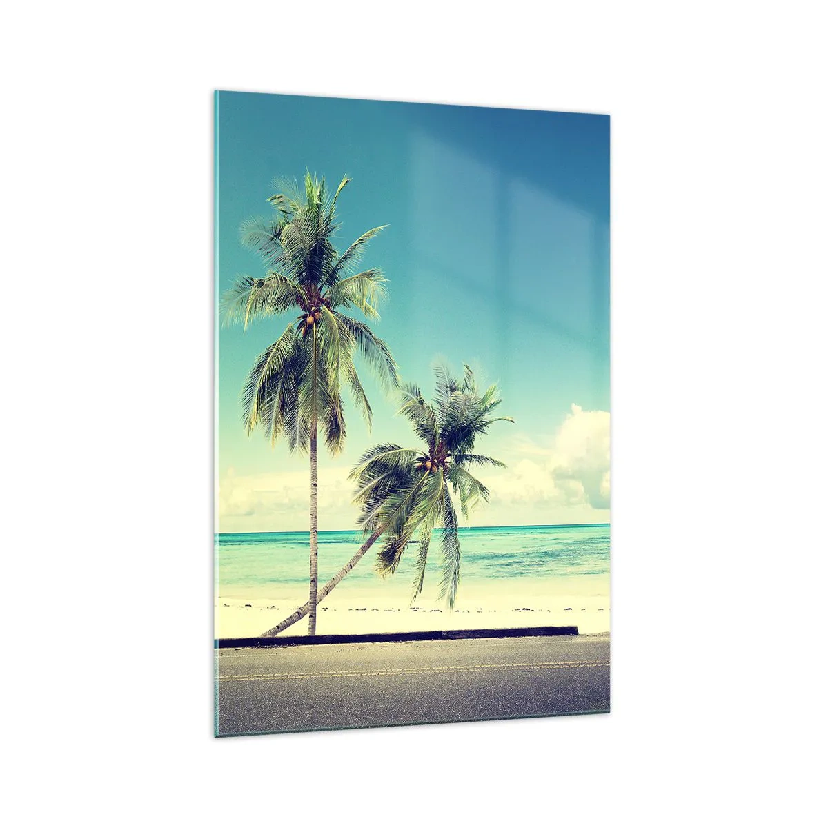 Glasbild - Bild auf glas - Ein rosafarbener Van mit einem Surfbrett vor einem tropischen Strand. - 70x100cm - Zeit um in die Ferien zu starten - Moderne Wanddekoration für Wohnzimmer und Schlafzimmer ARTTOR