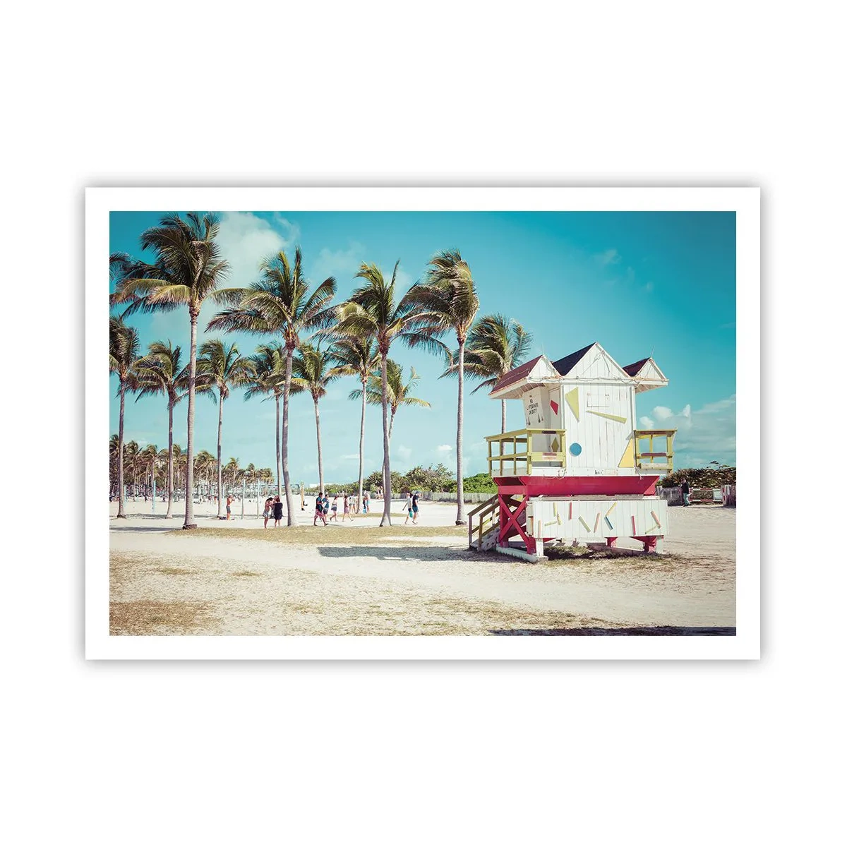 Poster - Ein Strand mit Palmen und einem Rettungsschwimmerturm im Hintergrund - 100x70cm - Dir steht ein schöner Tag bevor - Moderne Wanddekoration für Wohnzimmer und Schlafzimmer ARTTOR
