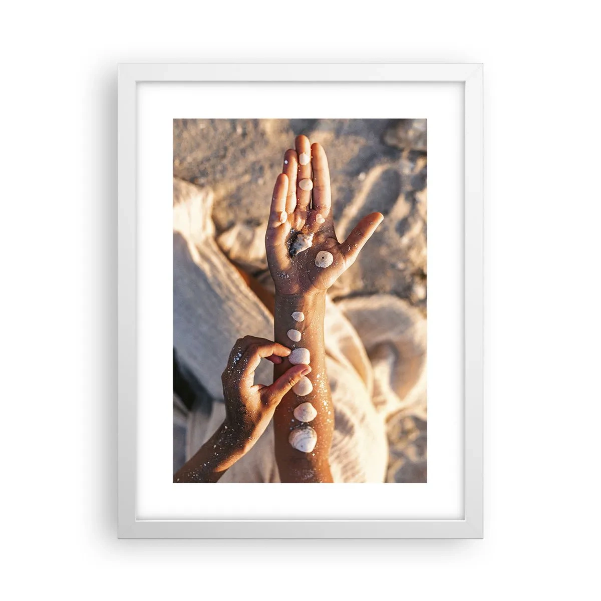 Poster in einem weißen Rahmen - Schönheit an Ihren Fingerspitzen - 30x40 cm