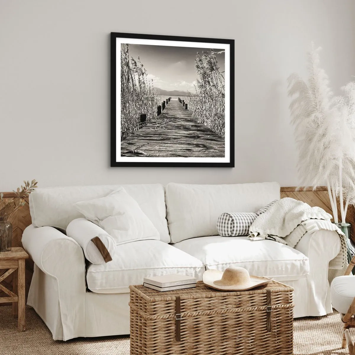 Poster in einem schwarzem Rahmen - In der Stille des Grases - 50x50 cm