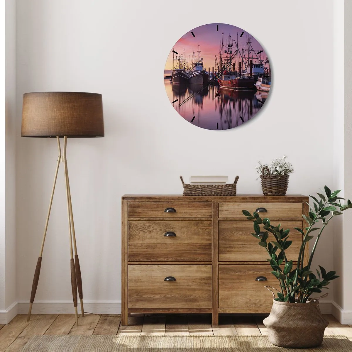 Wanduhr - Glasuhr - Fischerboote liegen bei Sonnenuntergang im Hafen - 30x30cm - Vor dem nächsten Tag - Moderne Wanddekoration für Wohnzimmer, Küche und Schlafzimmer ARTTOR
