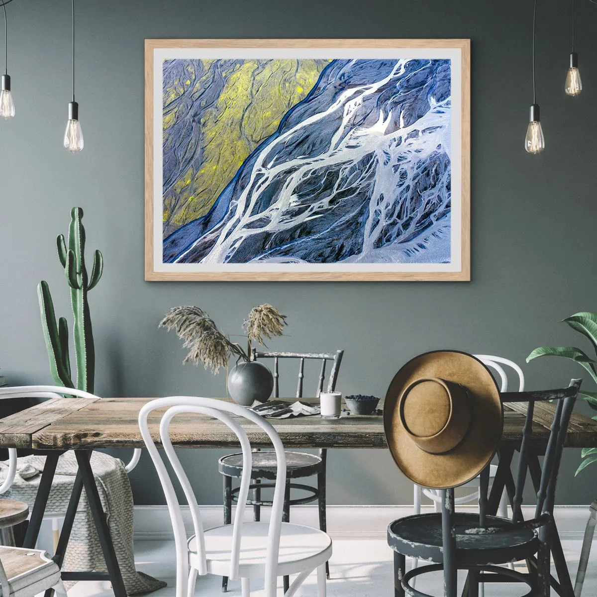 Poster in einem Rahmen aus heller Eiche - Felsmalereien der Natur - 50x40 cm