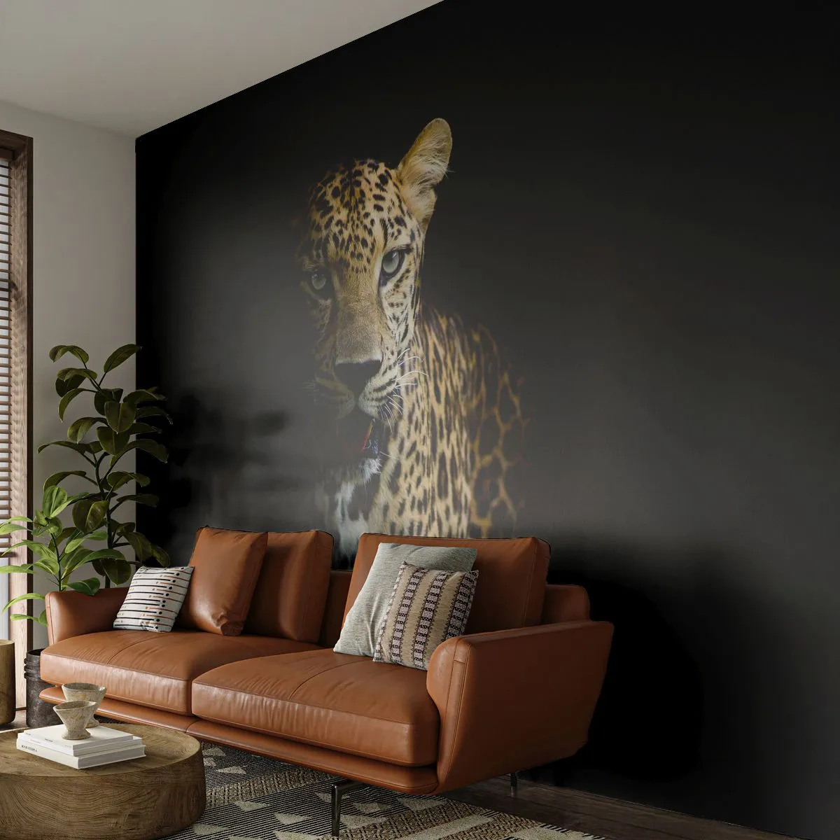Fototapete Premium Sand - Ein Leopard, der vor schwarzem Hintergrund aus der Dunkelheit auftaucht - 100x70cm - Dunkle Schönheit - Moderne Wanddekoration für Wohnzimmer und Schlafzimmer ARTTOR