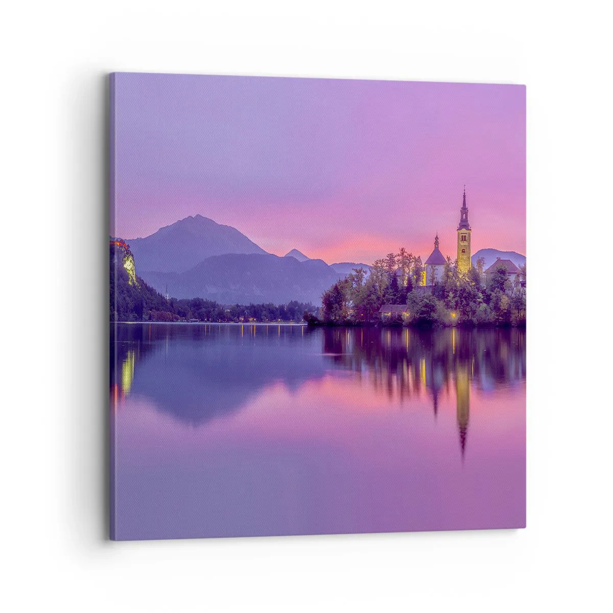 Bild auf Leinwand - Leinwandbild - Eine märchenhafte Insel in der Abenddämmerung - 70x70 cm