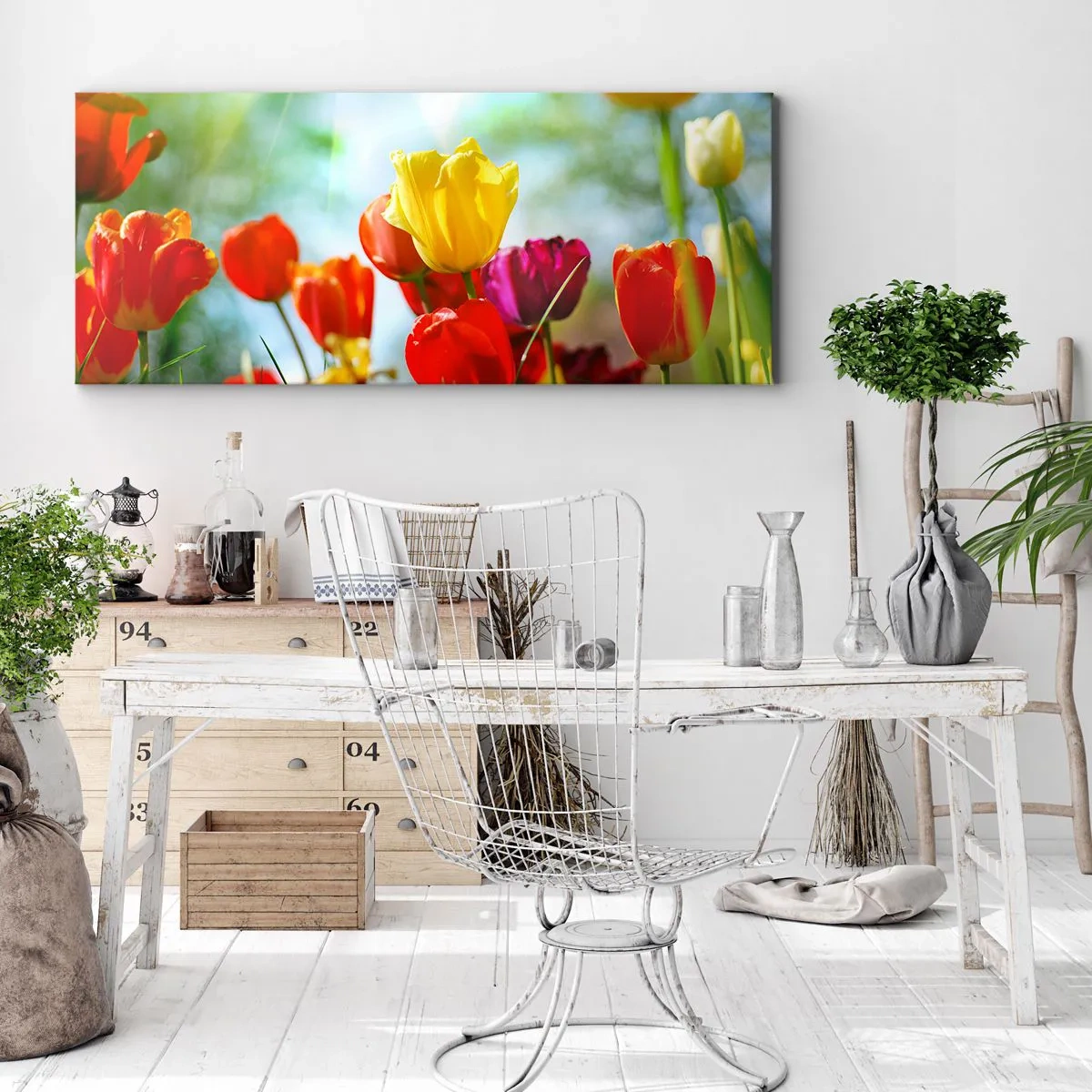 Bild auf Leinwand - Leinwandbild - Bunte Tulpen im Sonnenschein - 120x50cm - Alle Farben der Sonne - Moderne Wanddekoration für Wohnzimmer und Schlafzimmer ARTTOR