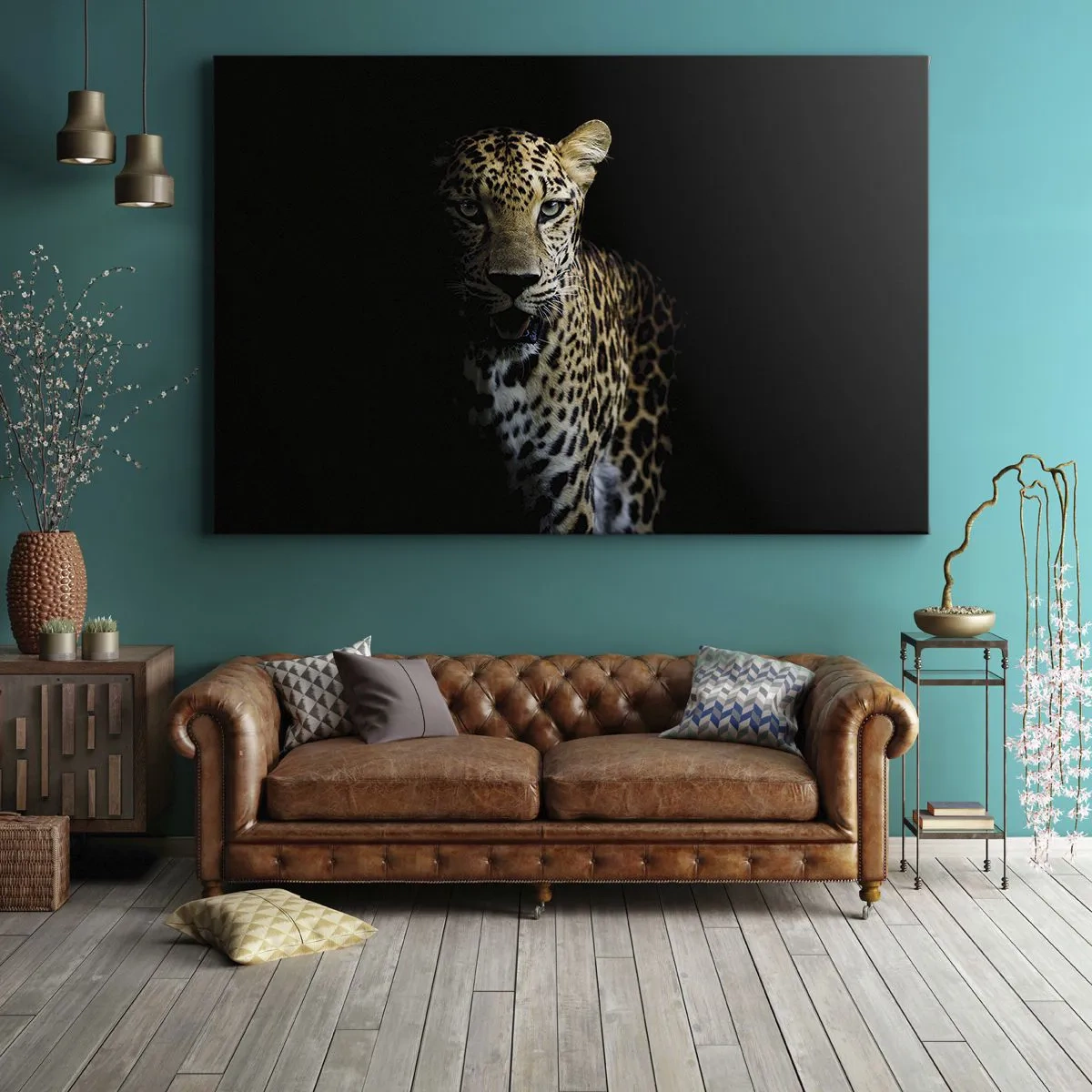 Bild auf Leinwand - Leinwandbild - Ein Leopard auf dunklem Hintergrund mit intensivem Blick - 100x70cm - Dunkle Schönheit - Moderne Wanddekoration für Wohnzimmer und Schlafzimmer ARTTOR
