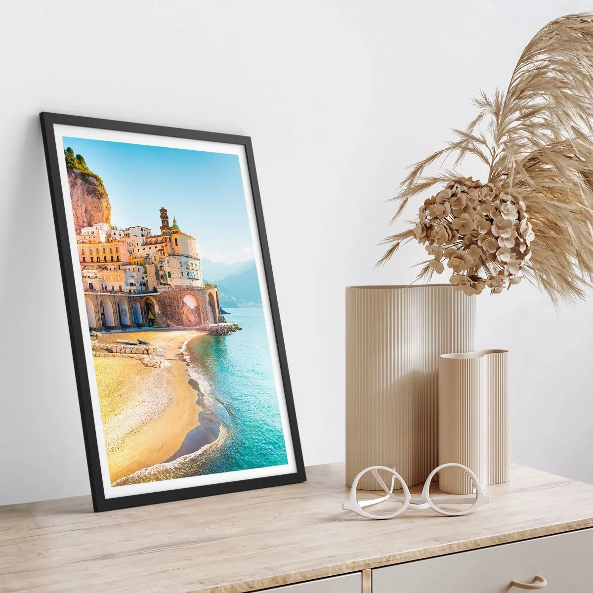 Poster in einem schwarzem Rahmen - Die Stadt ist unglaublich - 30x40 cm