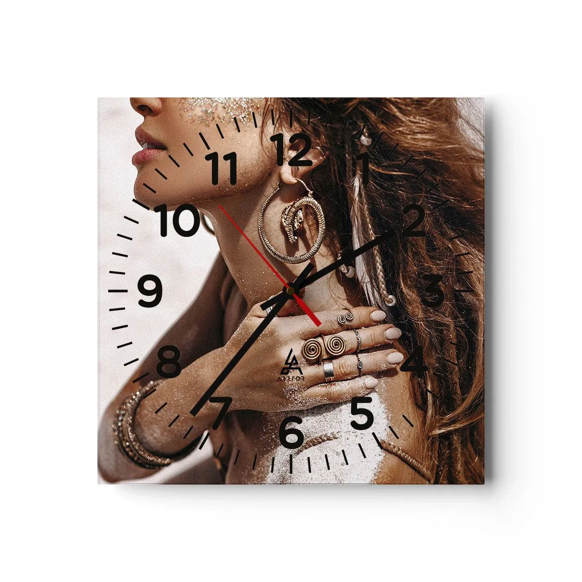 Wanduhr - Glasuhr - Königin des wilden Strandes - 40x40 cm