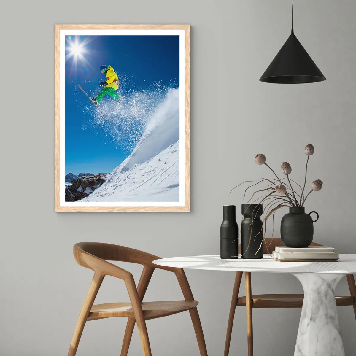 Poster in einem Rahmen aus heller Eiche - Tanzen mit den Bergen - 50x70 cm