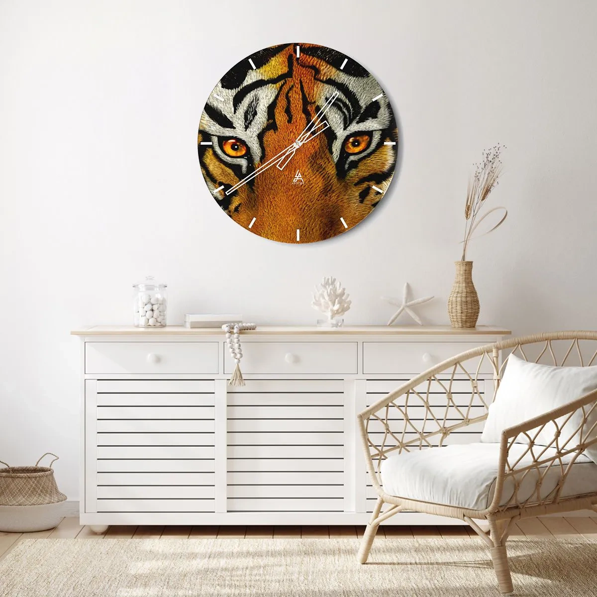 Wanduhr - Glasuhr - Eine Nahaufnahme des intensiven Blicks des Tigers - 30x30cm - Schrecklich und schön - Moderne Wanddekoration für Wohnzimmer, Küche und Schlafzimmer ARTTOR