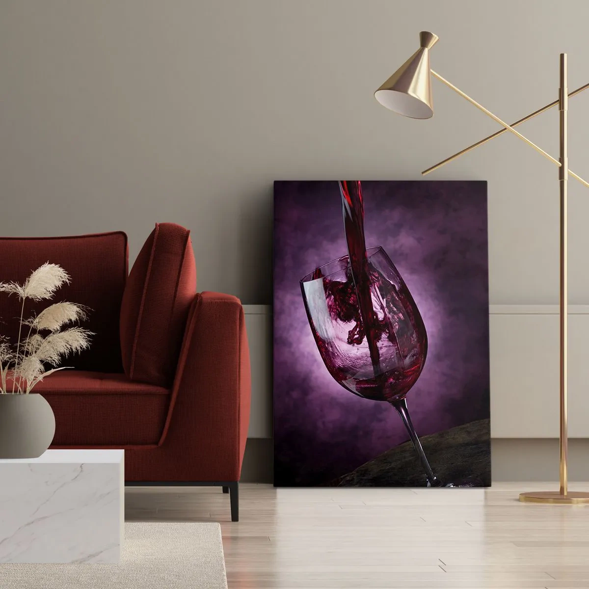 Bild auf Leinwand - Leinwandbild - Rotwein wird vor violettem Rauch in ein Glas gegossen - 80x120cm - Scharlachrot? Karminrot? Nein, Rubin. - Moderne Wanddekoration für Wohnzimmer und Schlafzimmer ARTTOR