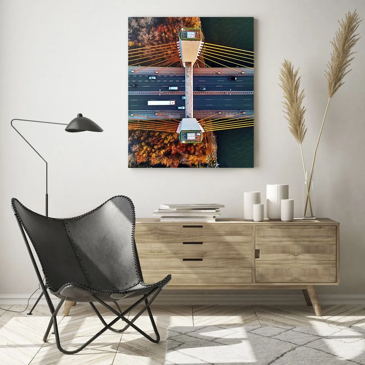 Glasbild - Bild auf glas - Luftaufnahme der Brücke mit symmetrischer Anordnung von Kabeln und Wagen - 50x70cm - Jenseits der Gewässer, jenseits der Wälder - Moderne Wanddekoration für Wohnzimmer und Schlafzimmer ARTTOR