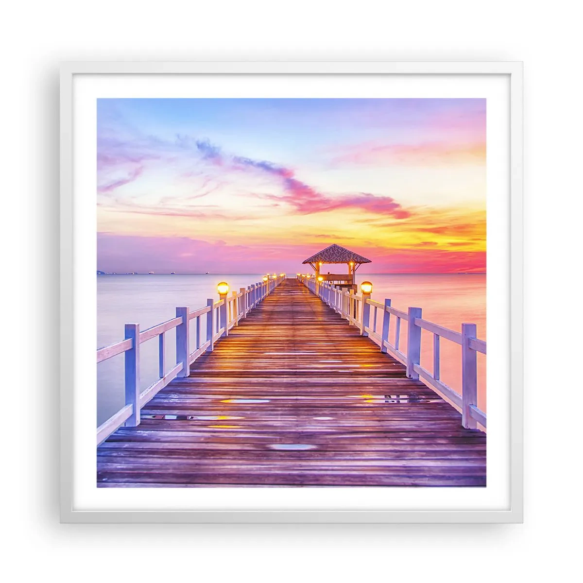 Poster in einem weißen Rahmen - Die lila-goldene Stille des Abends - 60x60 cm