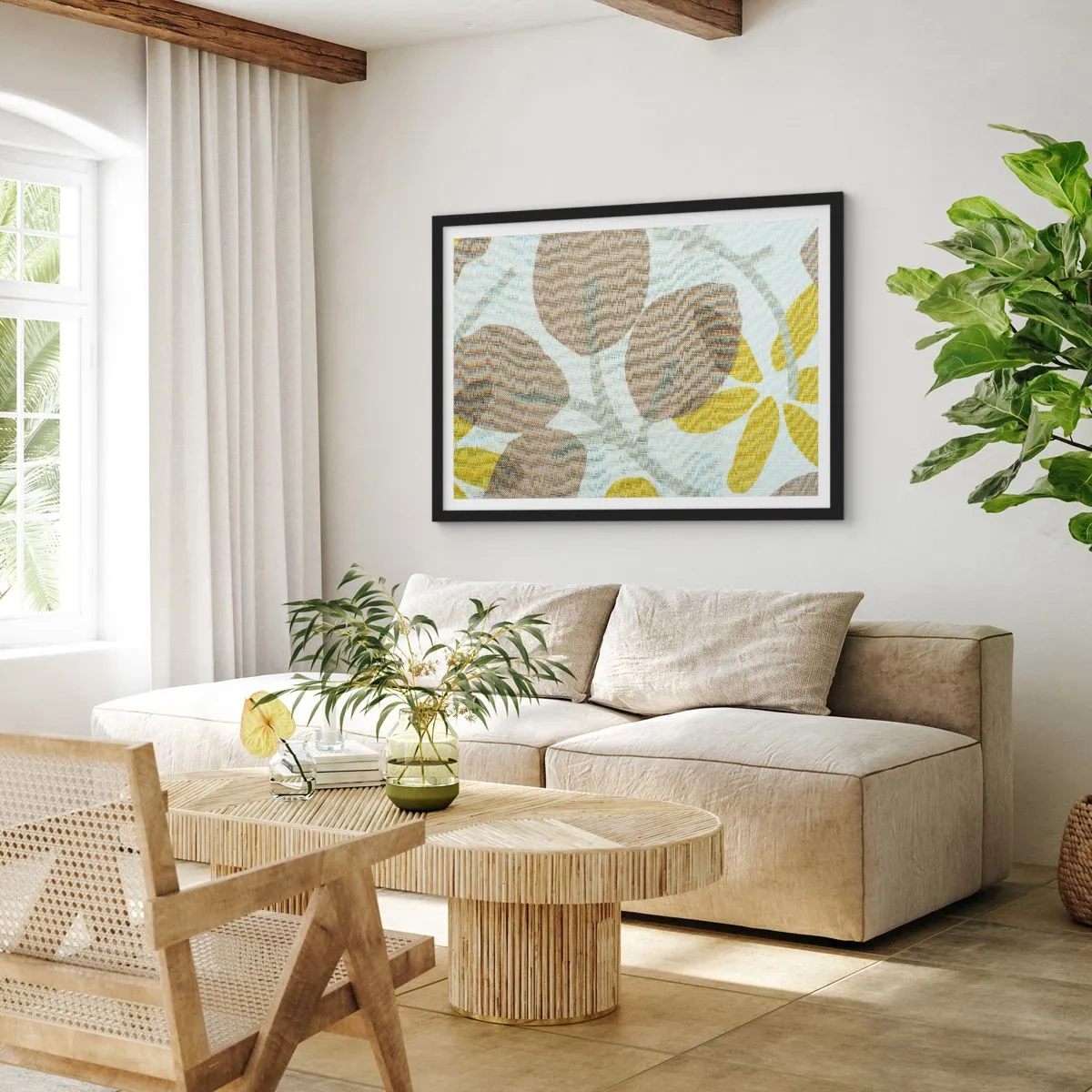 Poster in einem schwarzem Rahmen - Abstrakte Blätter in Beige- und Gelbtönen - 70x50cm - Komposition in voller Sonne - Moderne Wanddekoration für Wohnzimmer und Schlafzimmer ARTTOR