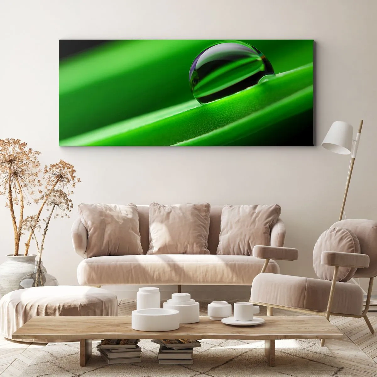 Bild auf Leinwand - Leinwandbild - Nahaufnahme eines Tautropfens auf einem grünen Blatt - 140x50cm - Leben hautnah - Moderne Wanddekoration für Wohnzimmer und Schlafzimmer ARTTOR