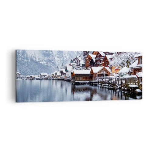 Bild auf Leinwand - Leinwandbild - Winteransicht eines Bergdorfes am See - 140x50cm - In winterlicher Dekoration - Moderne Wanddekoration für Wohnzimmer und Schlafzimmer ARTTOR