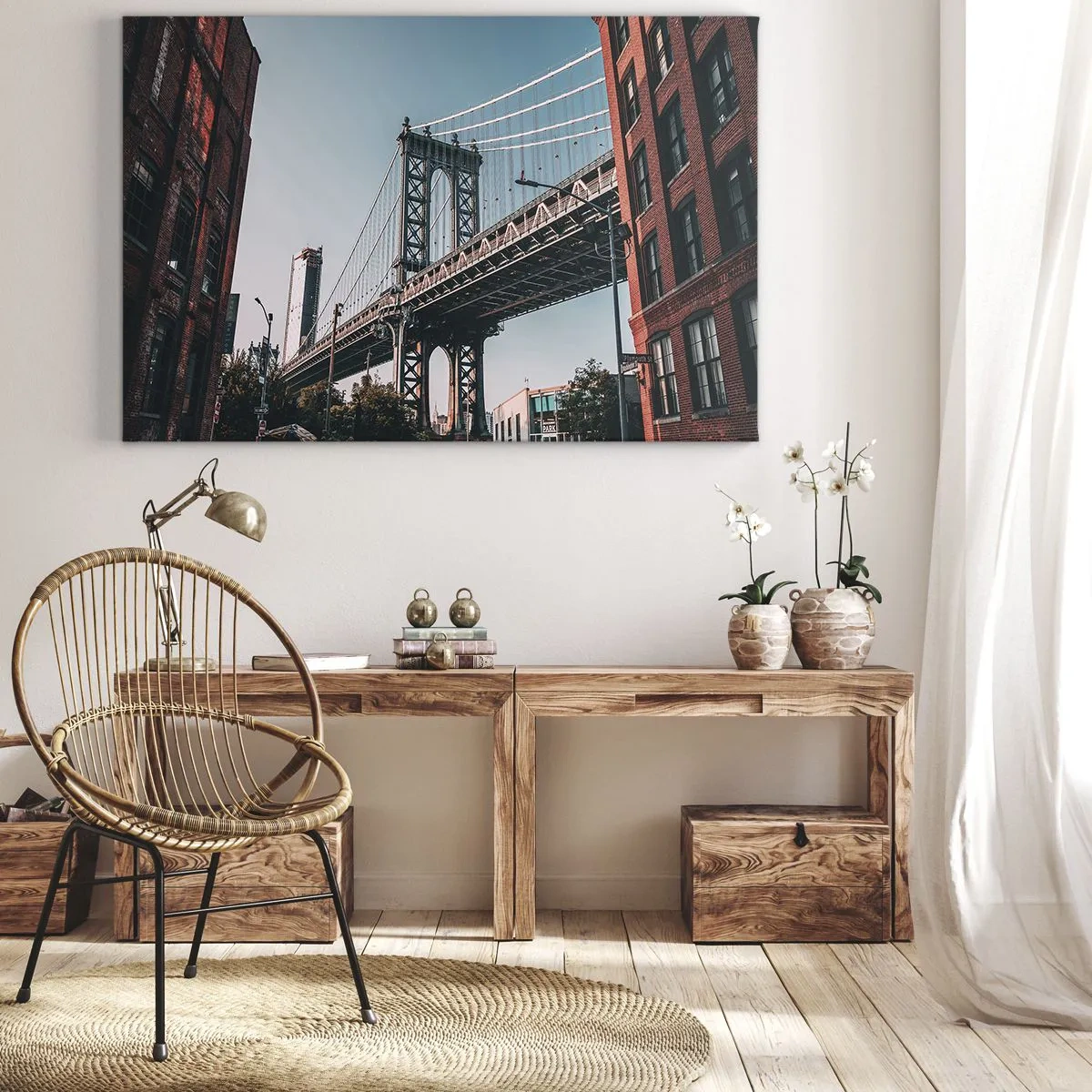 Bild auf Leinwand - Leinwandbild - Eine Brücke zwischen Gebäuden in einer städtischen Landschaft - 70x50cm - Über den Wellen der Stadt - Moderne Wanddekoration für Wohnzimmer und Schlafzimmer ARTTOR