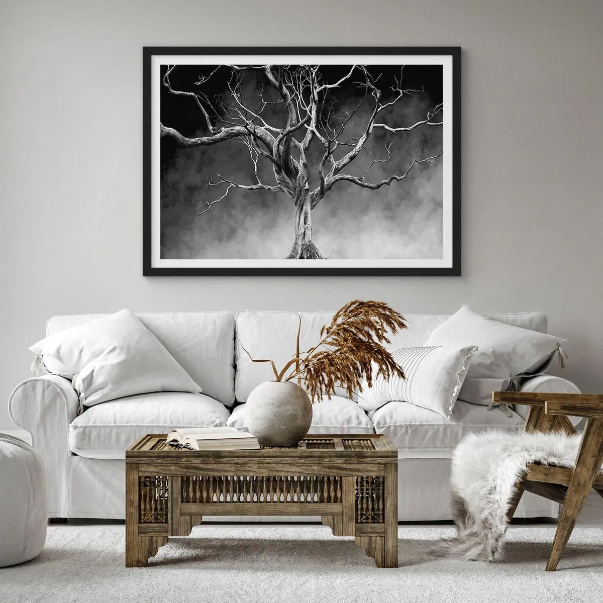 Poster in einem schwarzem Rahmen - Ein trockener Baum in Schwarz und Weiß gegen den Nebel - 100x70cm - Ursprünglich und heilig - Moderne Wanddekoration für Wohnzimmer und Schlafzimmer ARTTOR