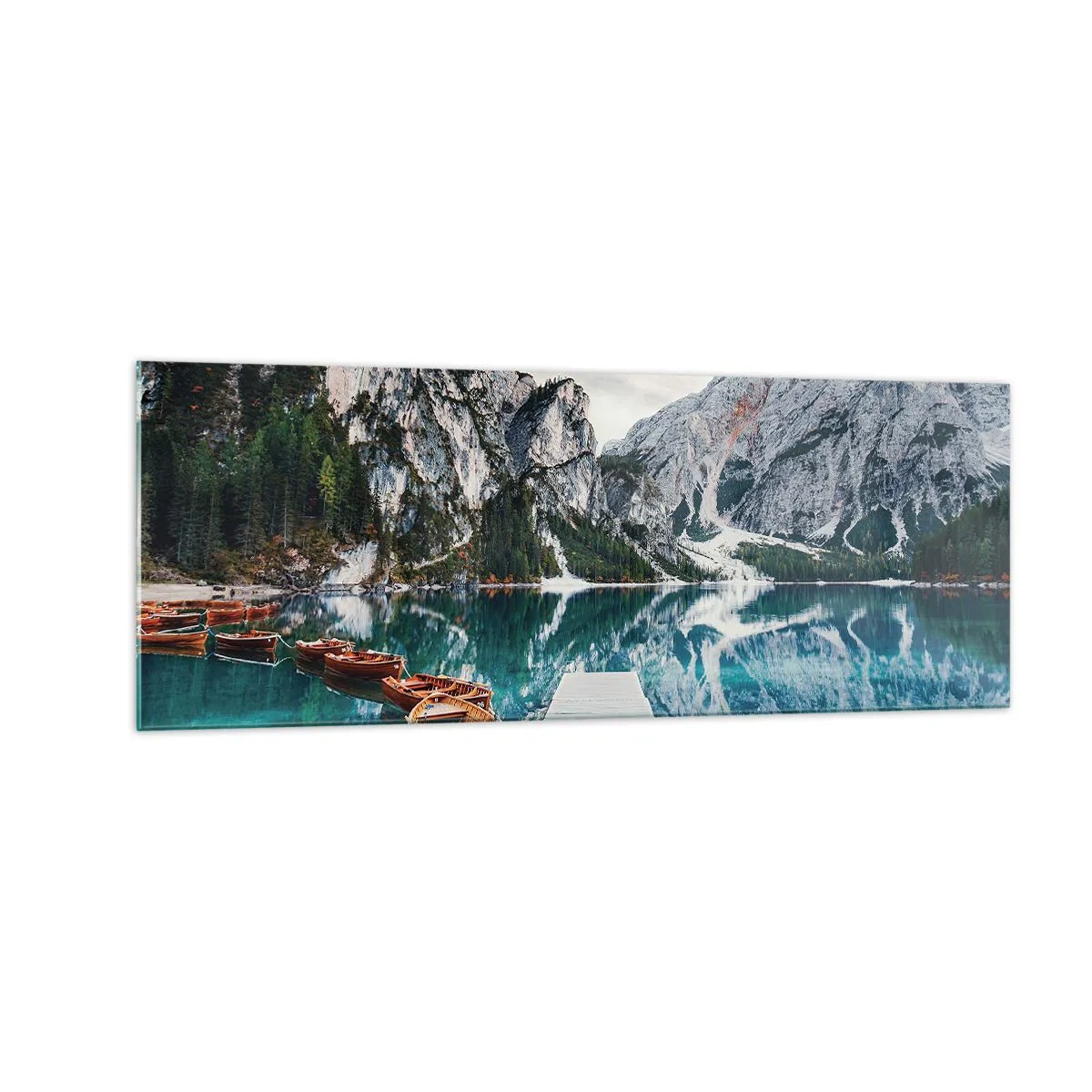 Glasbild - Bild auf glas - Ein See mit Booten, umgeben von Bergen - 140x50cm - Wir zeigen Ihnen Schönheit - Moderne Wanddekoration für Wohnzimmer und Schlafzimmer ARTTOR