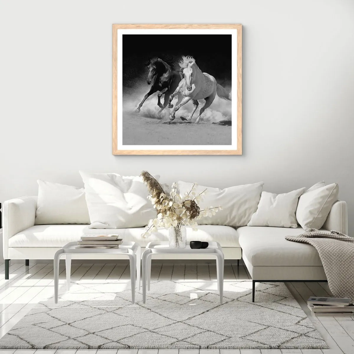 Poster in einem Rahmen aus heller Eiche - Galopp der Freiheit - 30x30 cm