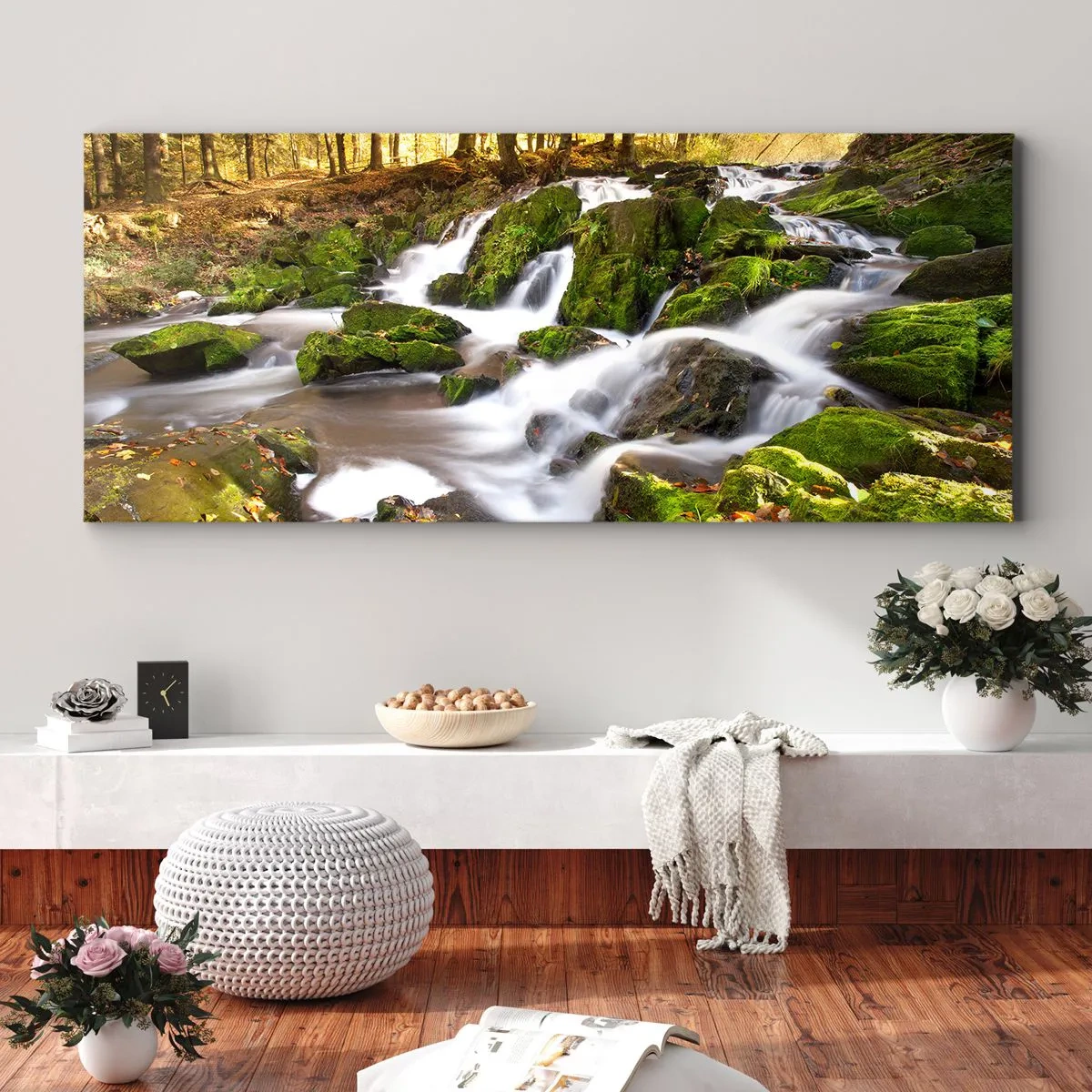 Bild auf Leinwand - Leinwandbild - Rasch durch den herbstlichen Wald - 100x40 cm