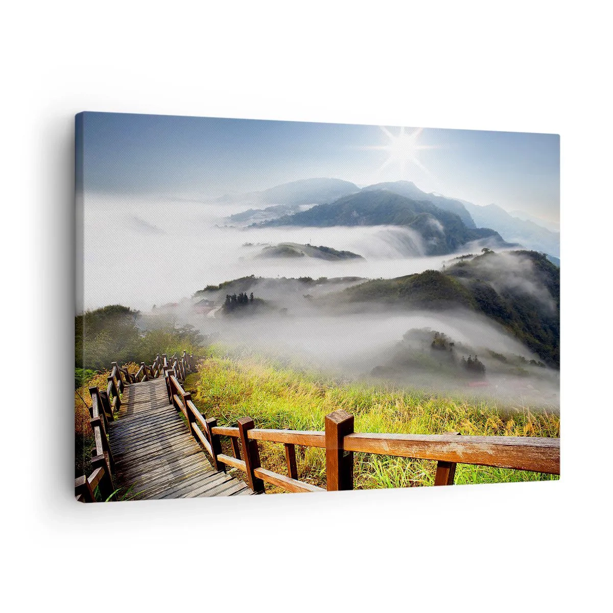 Bild auf Leinwand - Leinwandbild - Ein Holzpfad zwischen den nebligen Bergen am Morgen - 70x50cm - Gewebt aus Lichtschein und Nebel - Moderne Wanddekoration für Wohnzimmer und Schlafzimmer ARTTOR