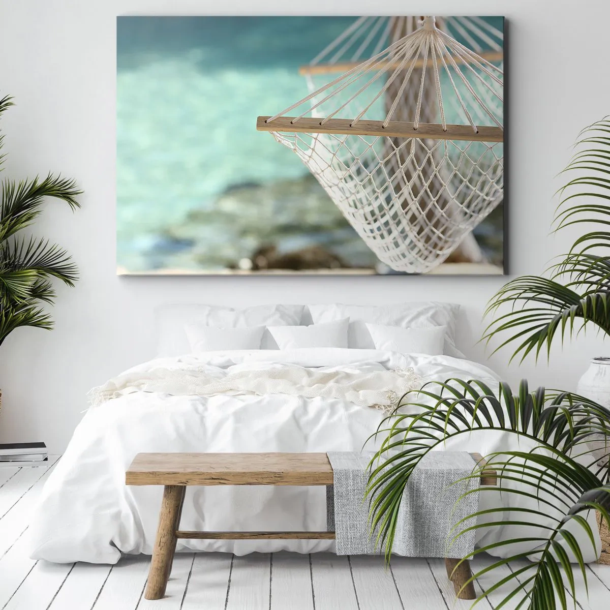 Bild auf Leinwand - Leinwandbild - Eine Hängematte mit Blick auf das türkisfarbene Wasser - 70x50cm - Zeit zum Entspannen - Moderne Wanddekoration für Wohnzimmer und Schlafzimmer ARTTOR