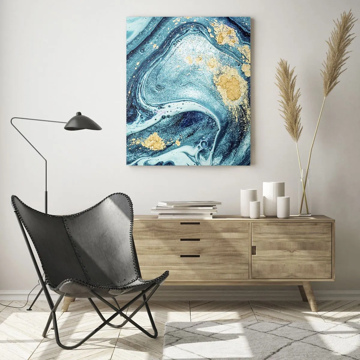 Glasbild - Bild auf glas - Eine abstrakte Komposition aus Wellen und goldenen Akzenten - 70x100cm - Blauer Wirbel - Moderne Wanddekoration für Wohnzimmer und Schlafzimmer ARTTOR