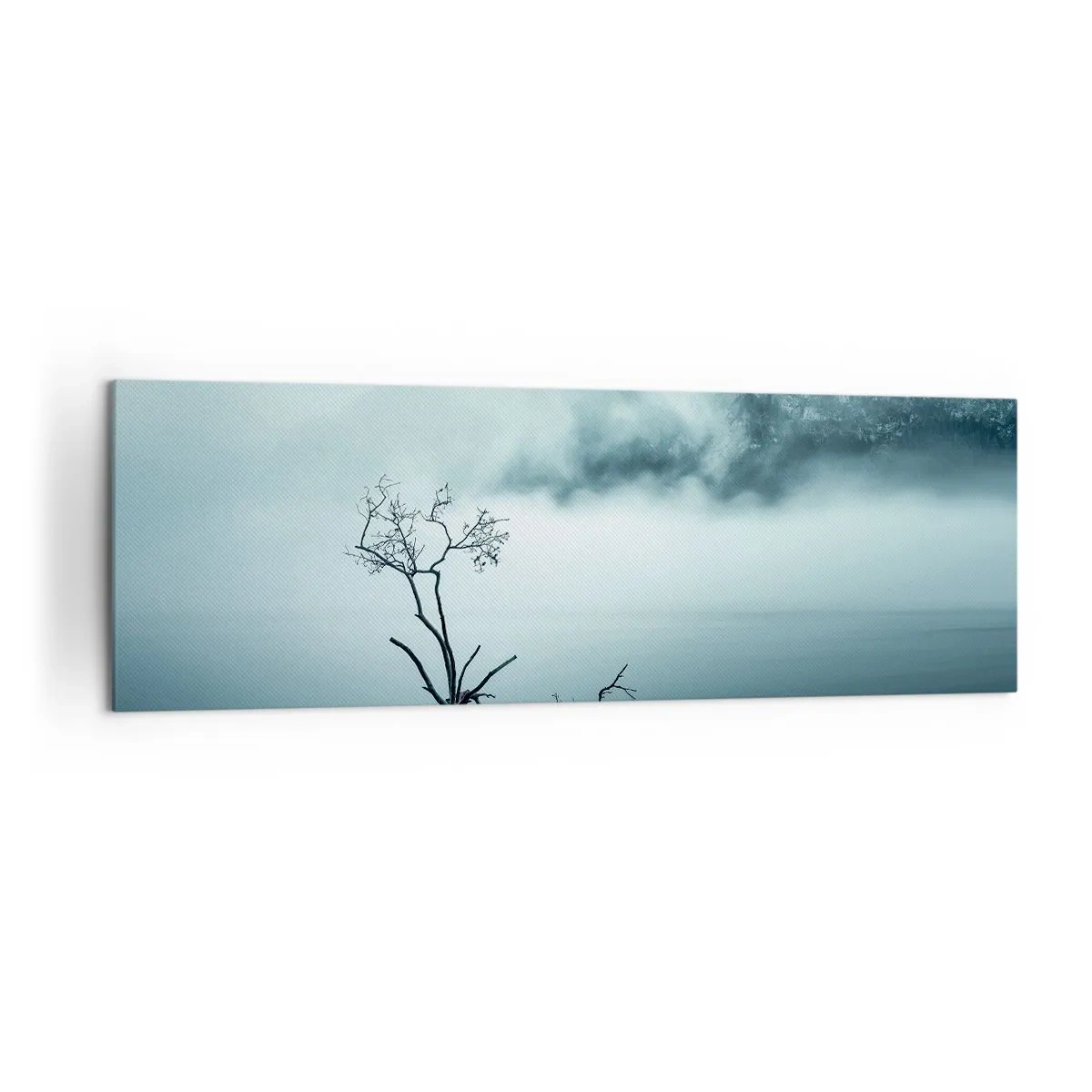 Bild auf Leinwand - Leinwandbild - Ein einsamer Baum im Wasser, umgeben von Nebel und Bergen - 160x50cm - Aus Wasser und Nebel - Moderne Wanddekoration für Wohnzimmer und Schlafzimmer ARTTOR