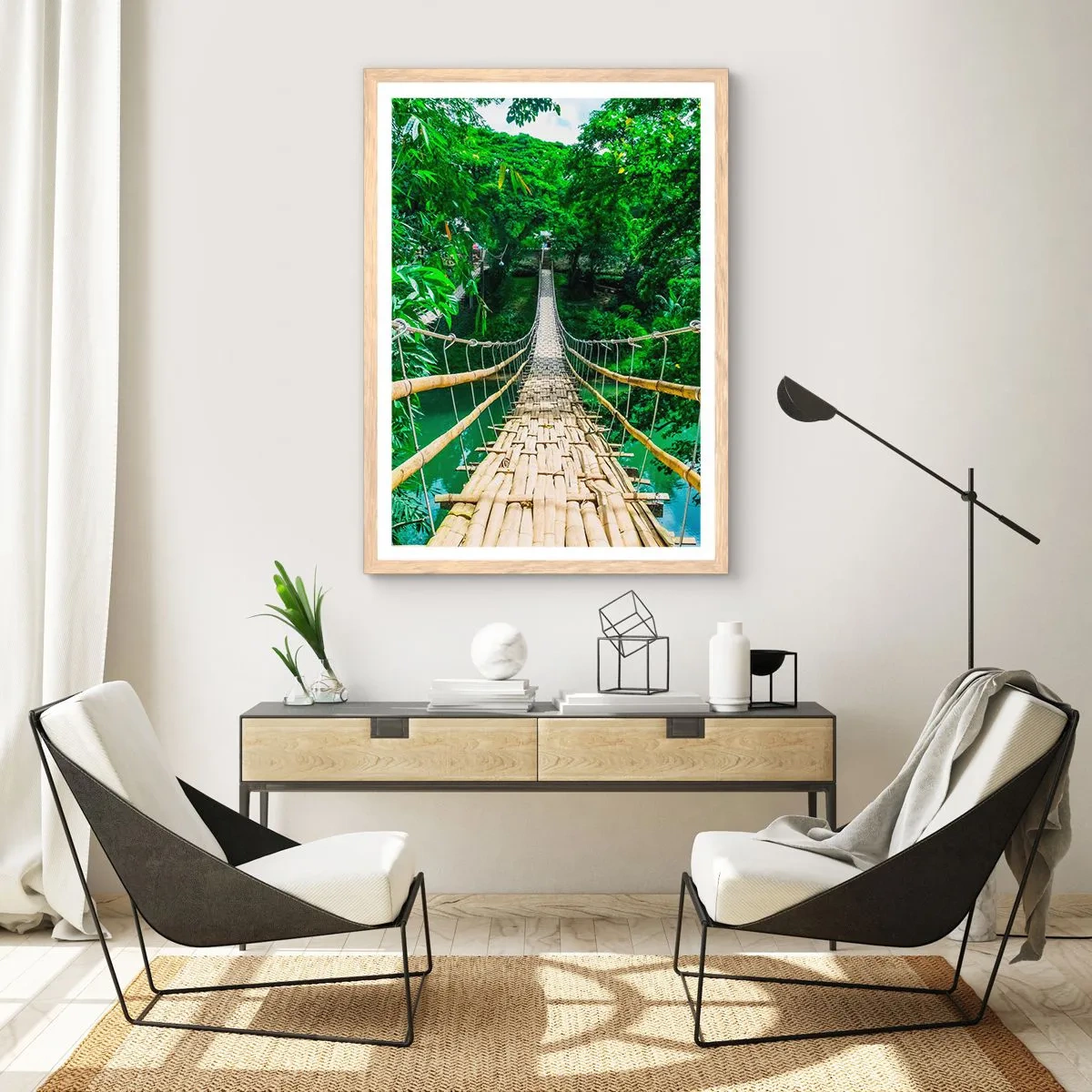 Poster in einem Rahmen aus heller Eiche - Monkey Bridge über das Grün - 70x100 cm