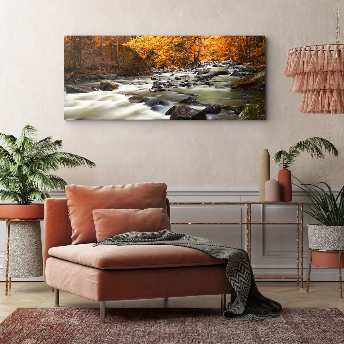 Bild auf Leinwand - Leinwandbild - Ein Bach in einem herbstlichen Wald, umgeben von goldenen Blättern - 160x50cm - Ein Bach in einem goldenen Wald - Moderne Wanddekoration für Wohnzimmer und Schlafzimmer ARTTOR