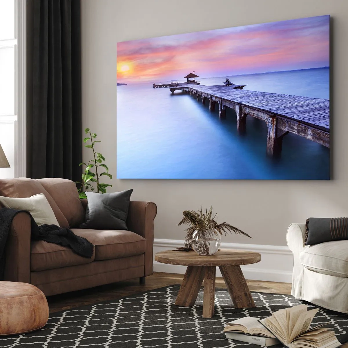 Bild auf Leinwand - Leinwandbild - Holzsteg, der bei Sonnenuntergang auf das Wasser hinausführt - 70x50cm - Ein Meer der Ruhe bis zum Horizont - Moderne Wanddekoration für Wohnzimmer und Schlafzimmer ARTTOR