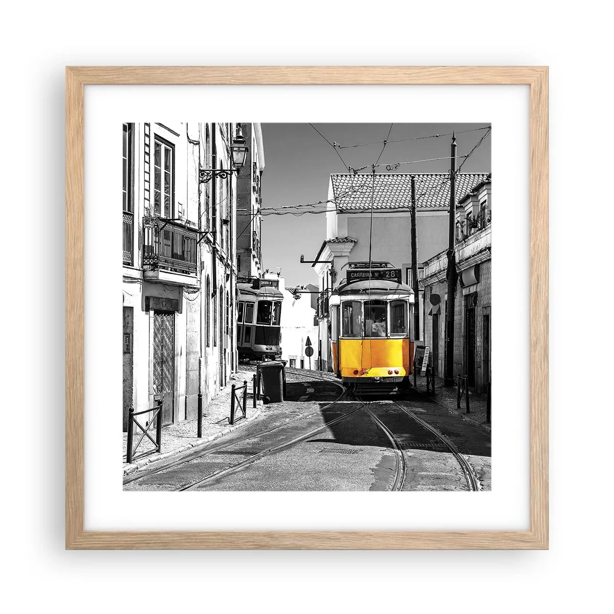 Poster in einem Rahmen aus heller Eiche - Der Geist von Lissabon - 40x40 cm