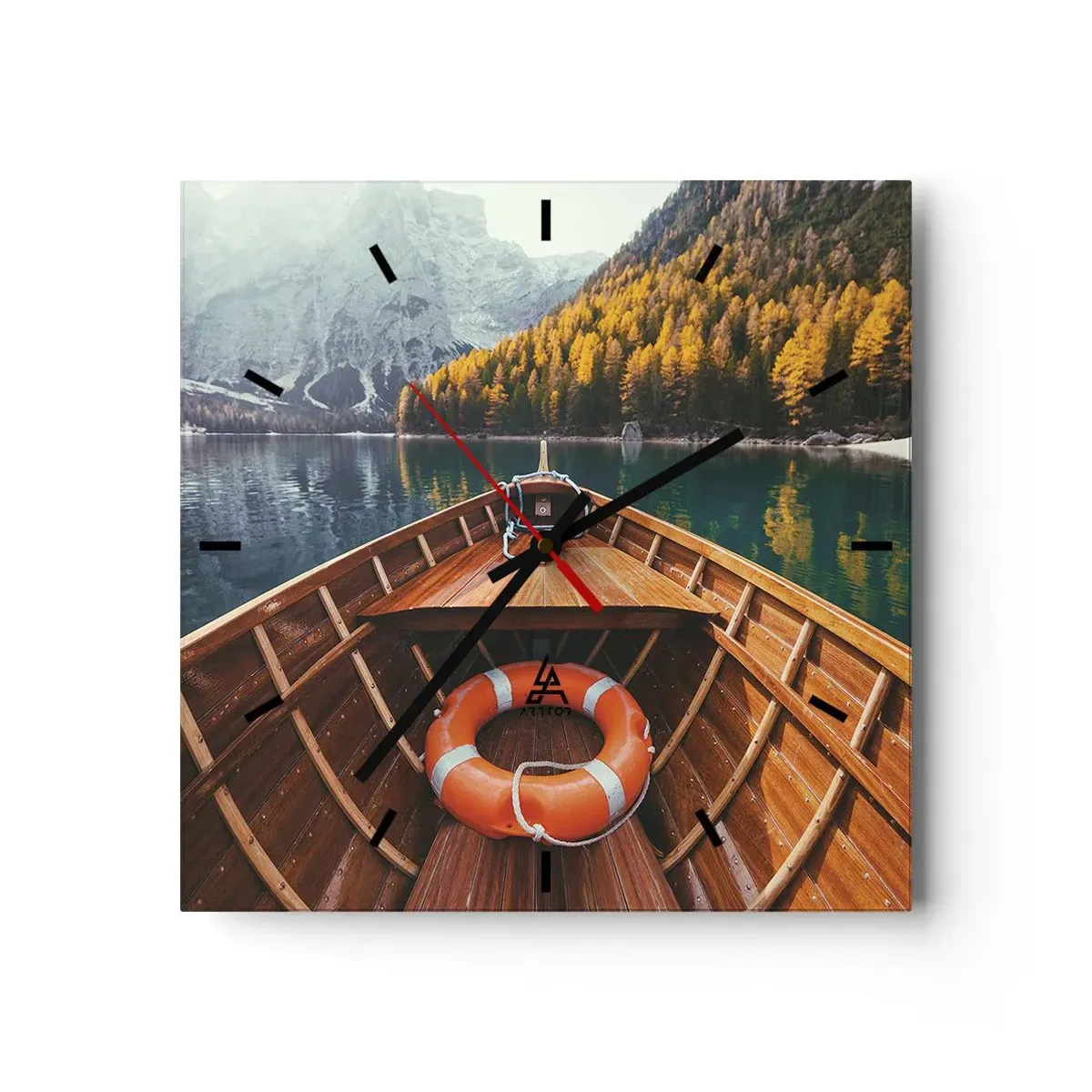 Wanduhr - Glasuhr - Ein Holzboot auf einem von Wald umgebenen Bergsee - 30x30cm - Bergreise - Moderne Wanddekoration für Wohnzimmer und Schlafzimmer ARTTOR