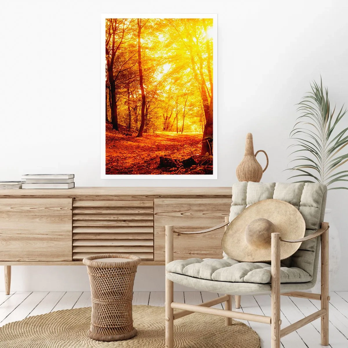 Poster - Sonnenuntergang erleuchtet einen Herbstwald voller goldener Blätter - 50x70cm - Auf die goldene Lichtung - Moderne Wanddekoration für Wohnzimmer und Schlafzimmer ARTTOR