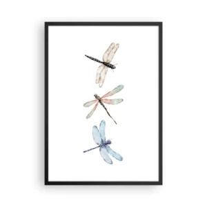 Poster in einem schwarzem Rahmen - Drei Libellen in Aquarell gemalt - 50x70cm - Schwerelose Libellen - Moderne Wanddekoration für Wohnzimmer und Schlafzimmer ARTTOR