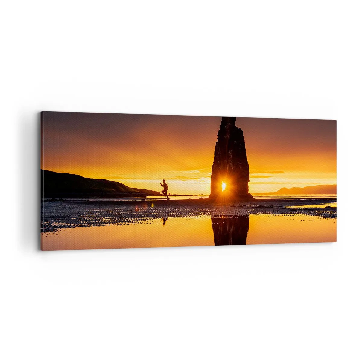 Bild auf Leinwand - Leinwandbild - Person läuft bei Sonnenuntergang am Strand mit Felsformation - 120x50cm - Nur du und die Natur - Moderne Wanddekoration für Wohnzimmer und Schlafzimmer ARTTOR