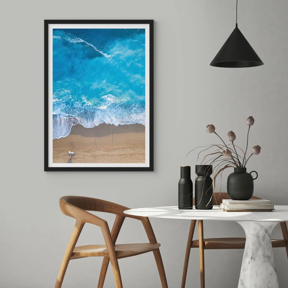 Poster in einem schwarzem Rahmen - Die Kraft des Blaus - 61x91 cm