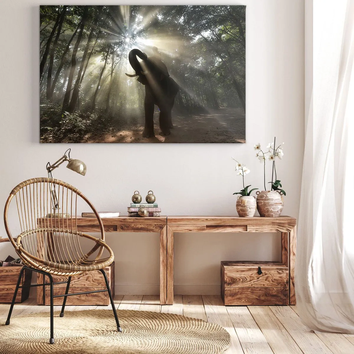 Bild auf Leinwand - Leinwandbild - Ein Elefant im Wald, umgeben von Lichtstrahlen im Morgennebel - 120x80cm - Unter dem Glücksstern - Moderne Wanddekoration für Wohnzimmer und Schlafzimmer ARTTOR
