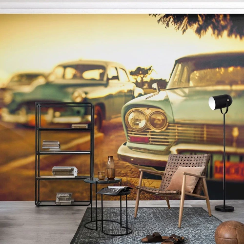 Selbstklebende Fototapete Deluxe Sticker - Wir werden abwarten und sehen - Auto, Kuba, Automobil - 250x175 cm