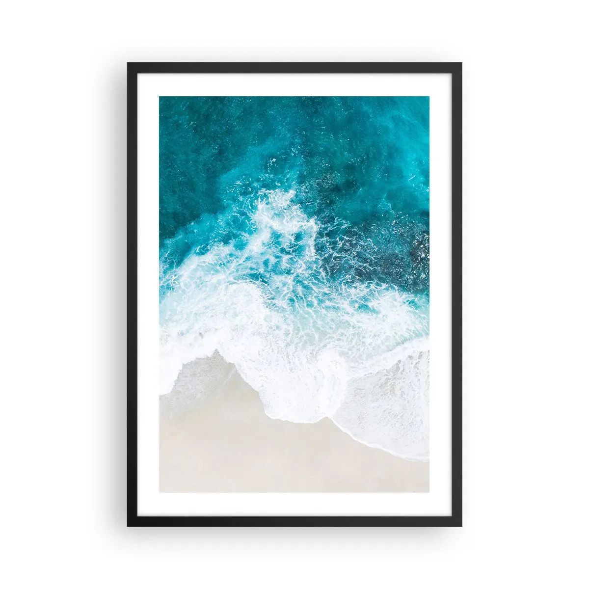 Poster in einem schwarzem Rahmen - Luftaufnahme von türkisfarbenen Wellen, die auf einen Sandstrand krachen - 50x70cm - Natürliche Liebkosung - Moderne Wanddekoration für Wohnzimmer und Schlafzimmer ARTTOR