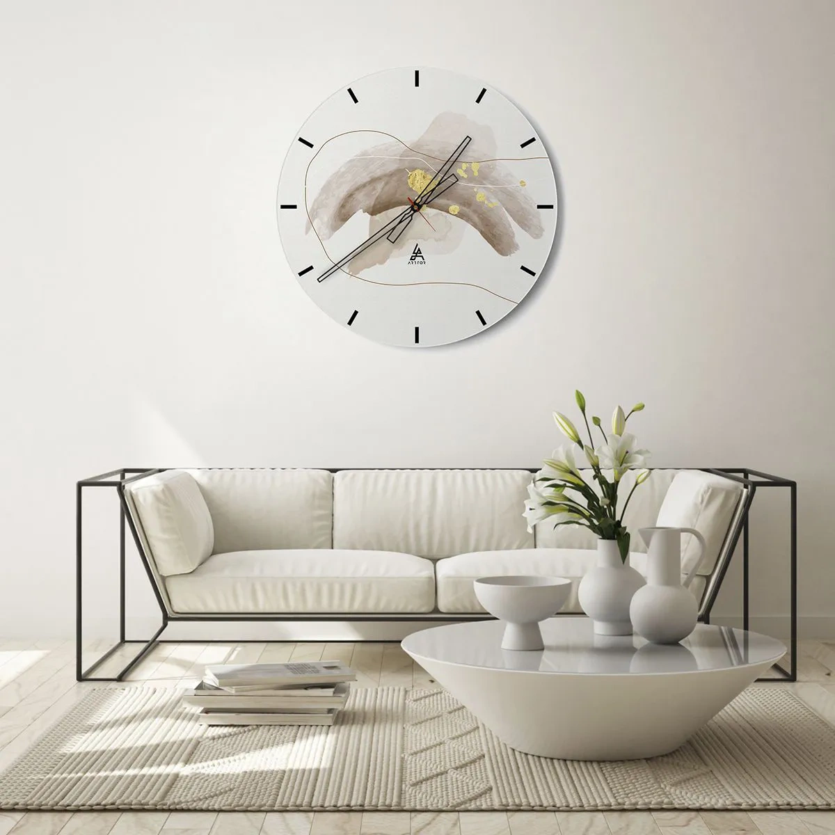Wanduhr - Glasuhr - Eine abstrakte Komposition mit beigen Flecken und goldenen Akzenten. - 30x30cm - Im Weltraum begegnet - Moderne Wanddekoration für Wohnzimmer, Küche und Schlafzimmer ARTTOR