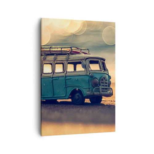 Bild auf Leinwand - Leinwandbild - Retro-Bus gegen verschwommenes Licht - 50x70cm - Das Ende der Idole: Geld und Arbeit - Moderne Wanddekoration für Wohnzimmer und Schlafzimmer ARTTOR